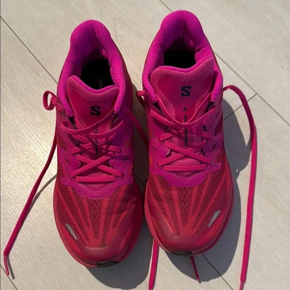 Running shoes - Picture 2 of 5